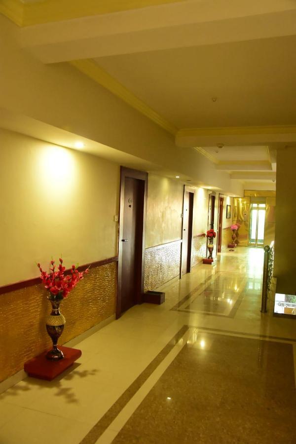Hotel Shiv International Bhachau Luaran gambar