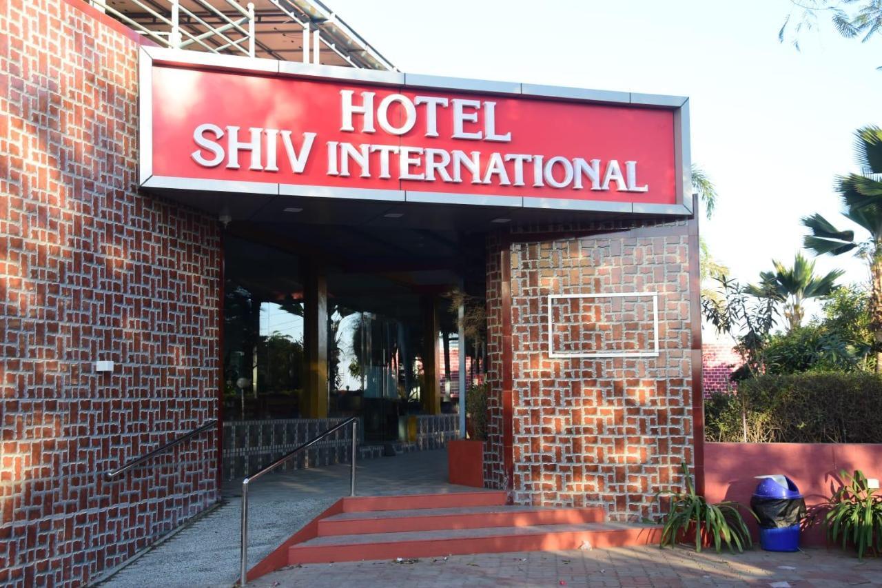 Hotel Shiv International Bhachau Luaran gambar
