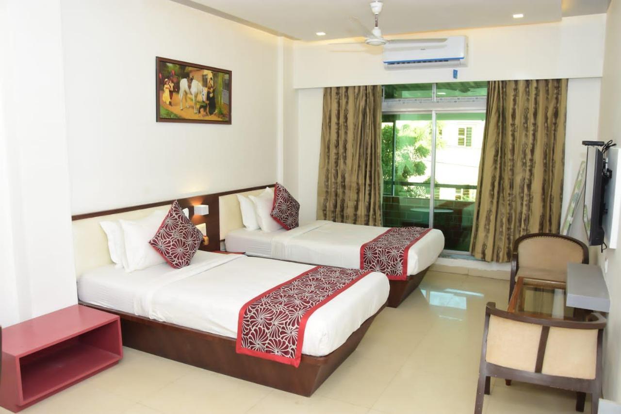 Hotel Shiv International Bhachau Luaran gambar